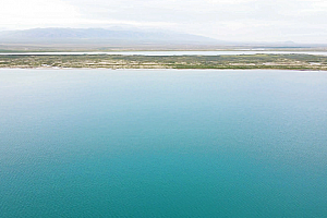 4K航拍齐齐哈尔扎龙自然湿地湖泊视频素材