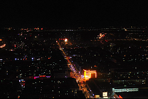 4K石嘴山市大武口区城市街道建设焰火夜景视频素材