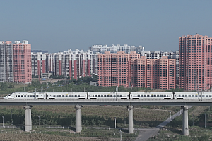 4K高速铁路高铁动车火车和谐号复兴号交通高架高速公路车流中国速度视频素材